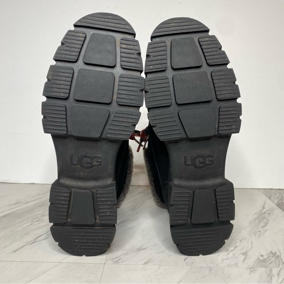 UGG Ashton Addie Black Fur Cuff Lace Up Lug Sole Boot 11 - Picture 16 of 16